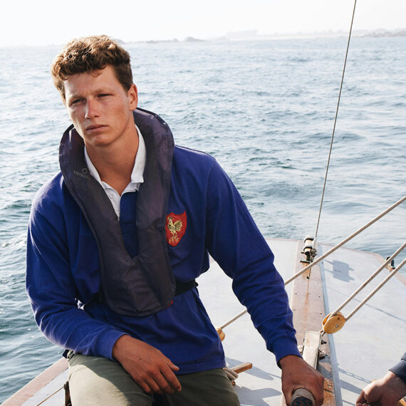 homme en bateau - produit breton